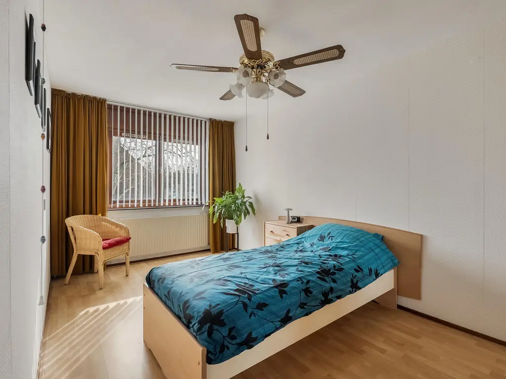 Lijster 1, HOOGVLIET ROTTERDAM