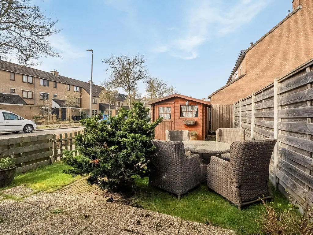 Lijster 1, HOOGVLIET ROTTERDAM