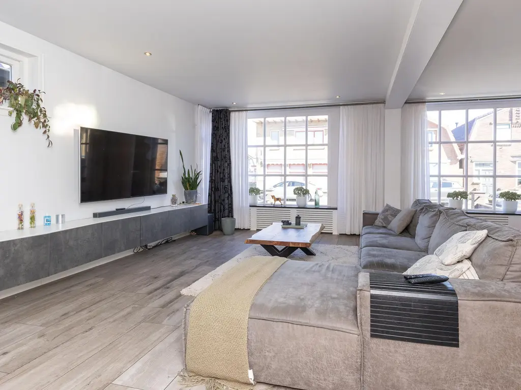 Broekerhavenweg 192, BOVENKARSPEL