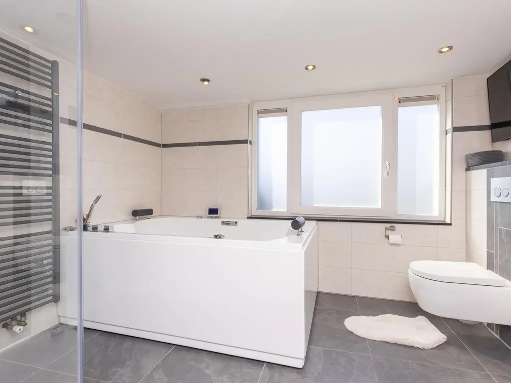 Broekerhavenweg 192, BOVENKARSPEL