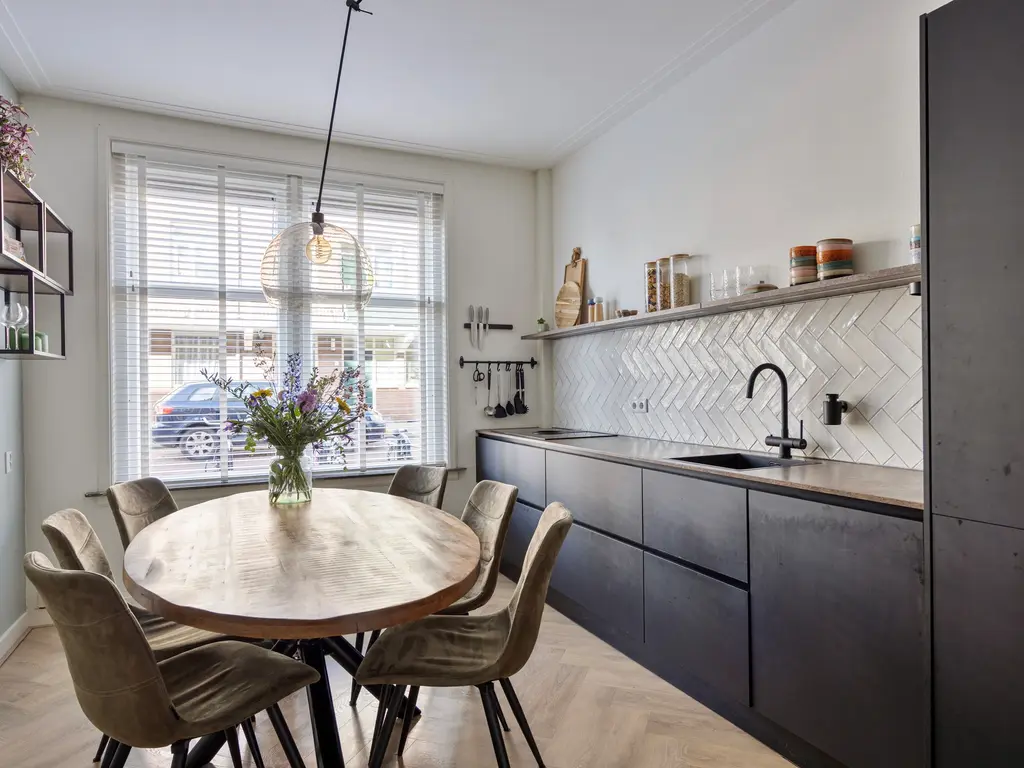 Julianastraat 6, Leiden