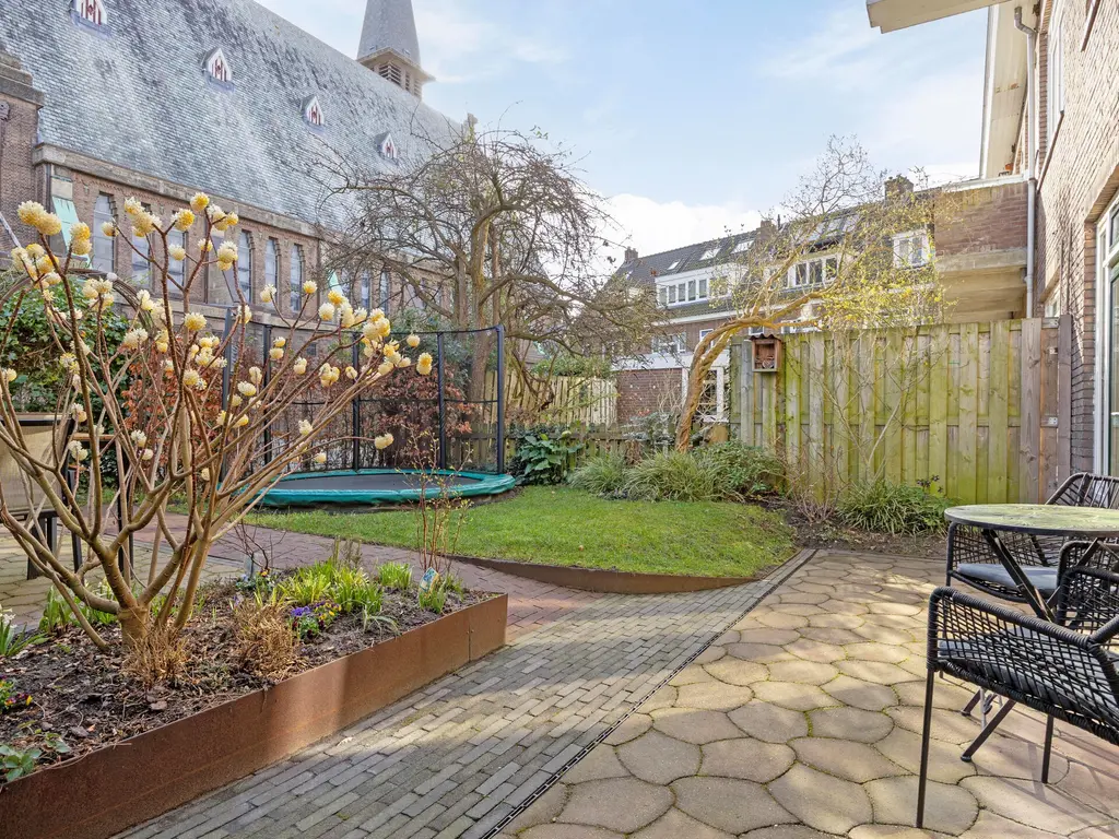 Julianastraat 6, Leiden