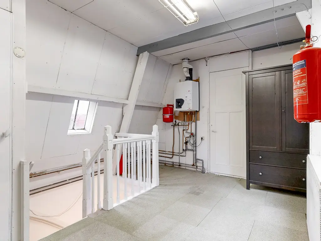 Middelweg 28, Leiden