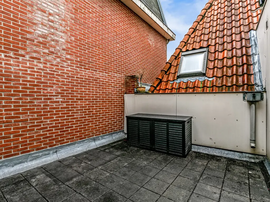 Middelweg 28, Leiden