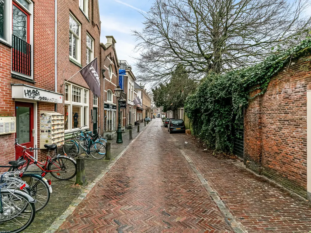 Middelweg 28, Leiden