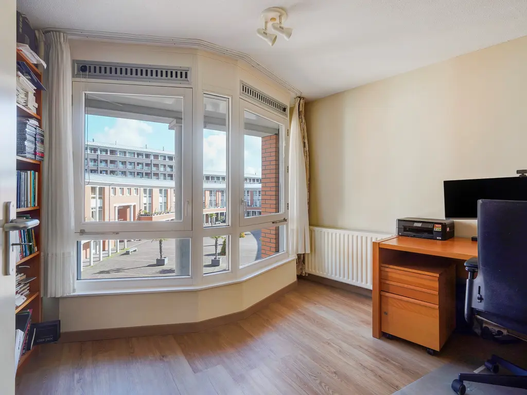 Bocht van Guinea 41, Den Haag