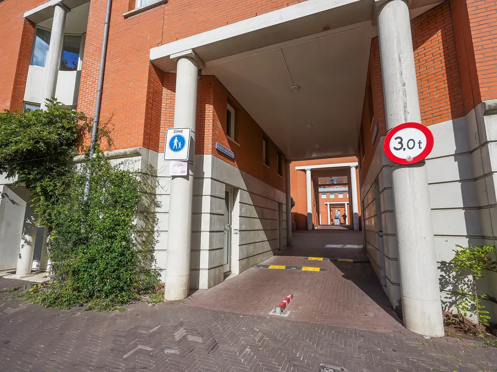 Bocht van Guinea 41, Den Haag