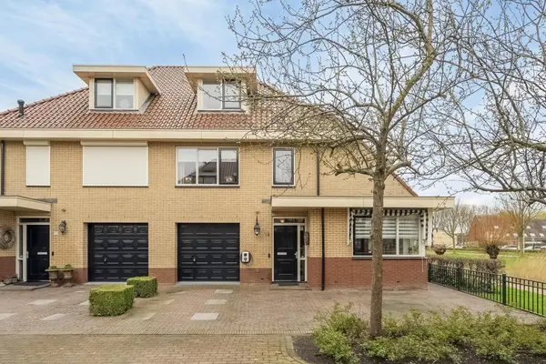 Riedergaarde 12