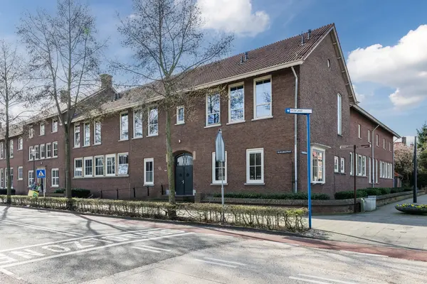 Wilhelminastraat 8T