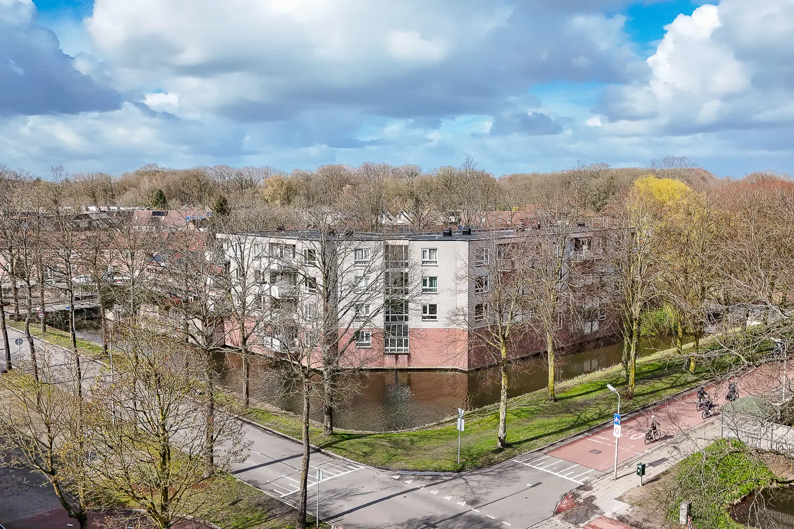 Hinderstein 46