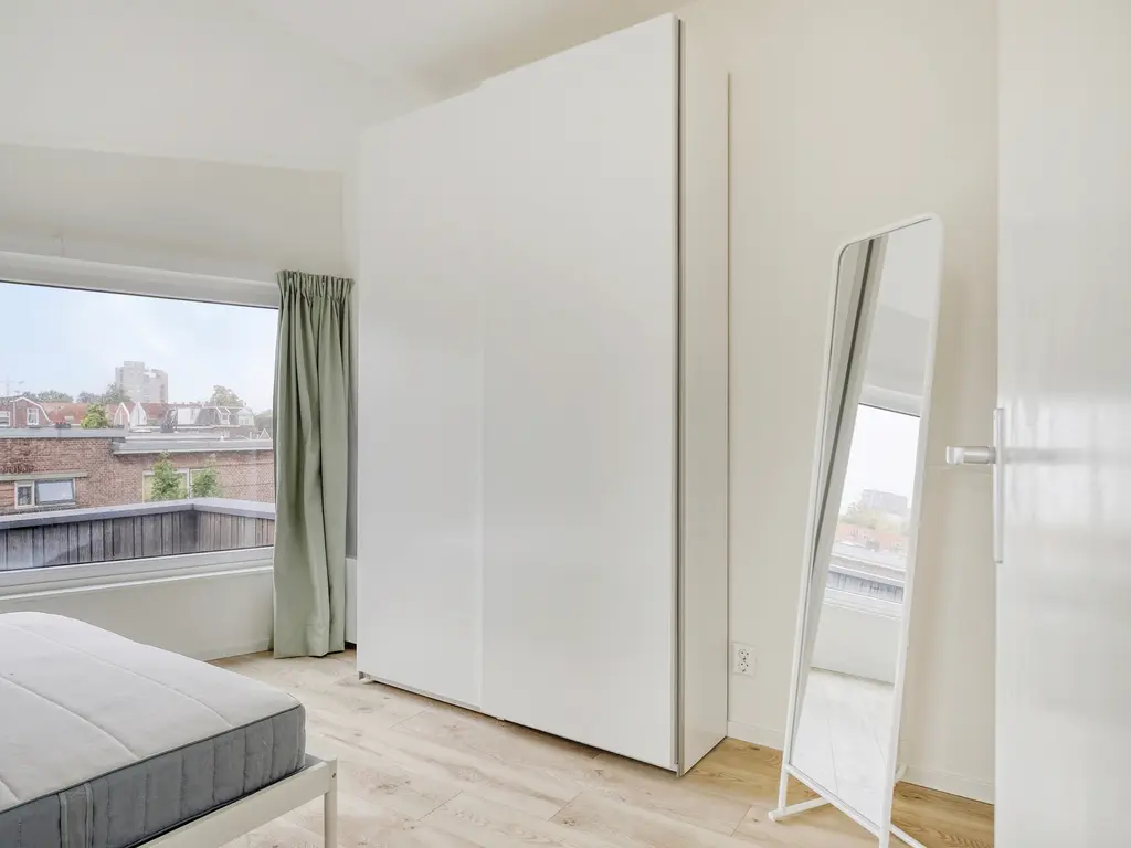 Pioenstraat 12B, Leiden