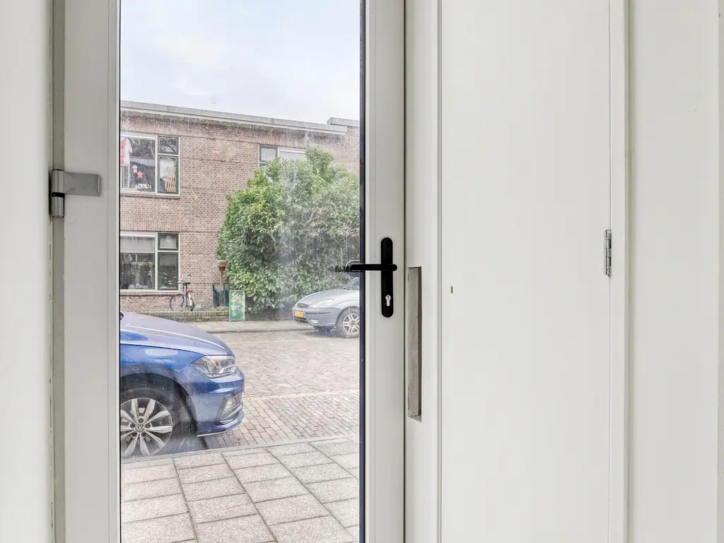 Pioenstraat 12B, Leiden
