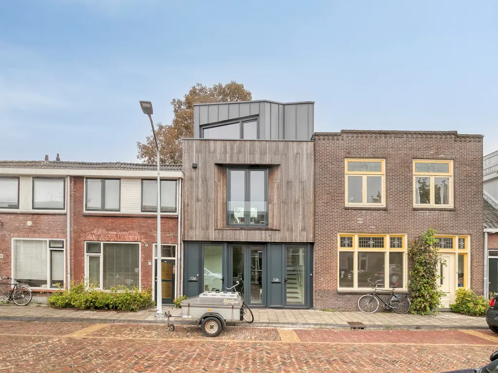 Pioenstraat 12B, Leiden