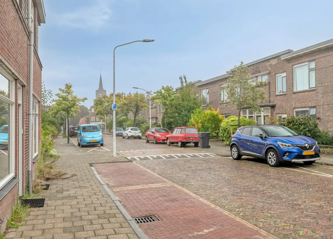 Pioenstraat 12B