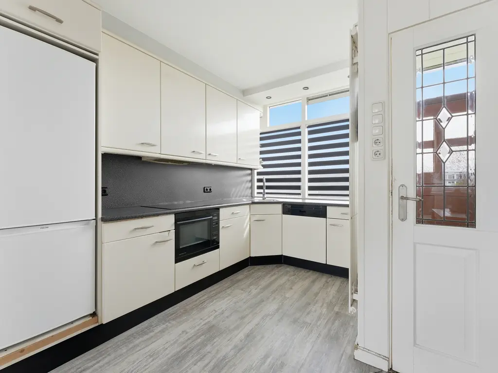 Einthovenstraat 76, VLAARDINGEN