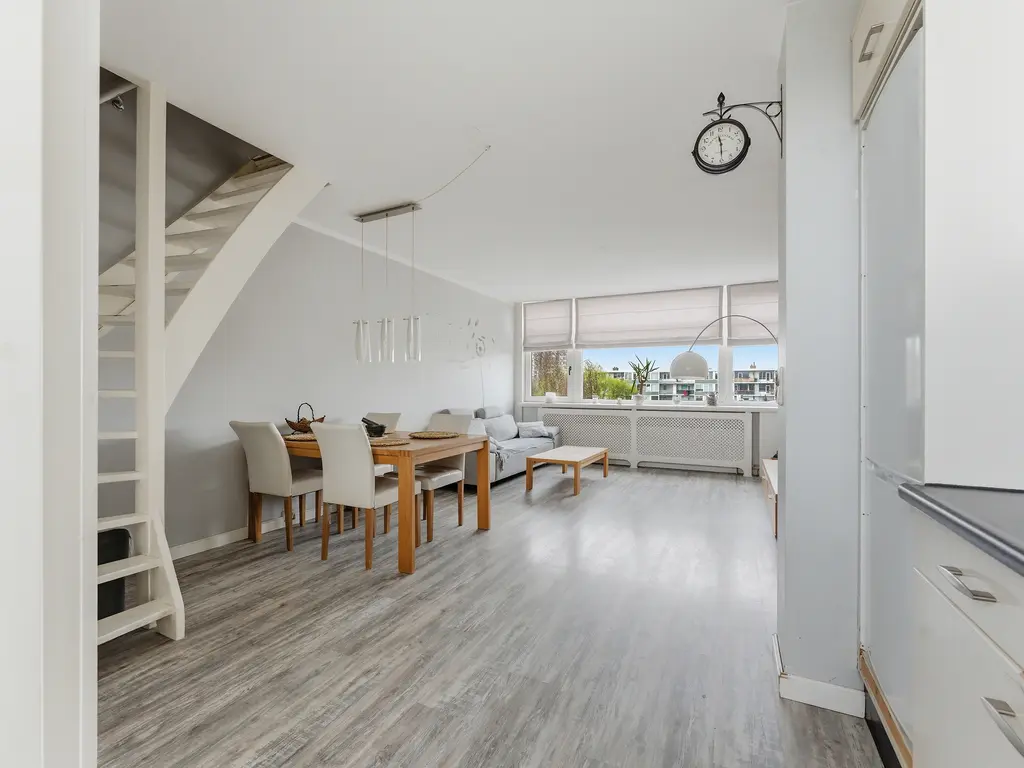 Einthovenstraat 76, VLAARDINGEN