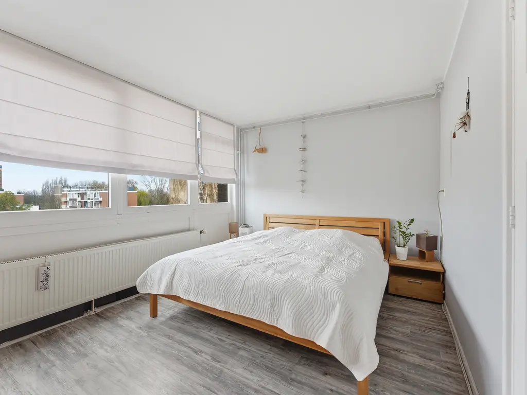 Einthovenstraat 76, VLAARDINGEN