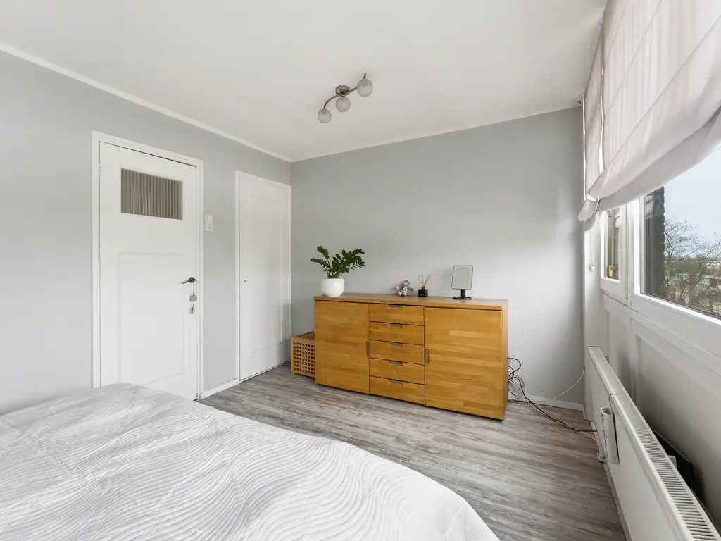 Einthovenstraat 76, VLAARDINGEN
