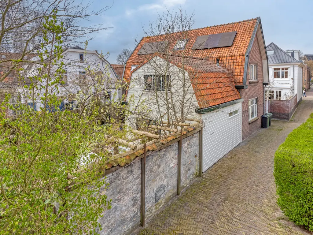 Straat Ter Leede 2, Warmond