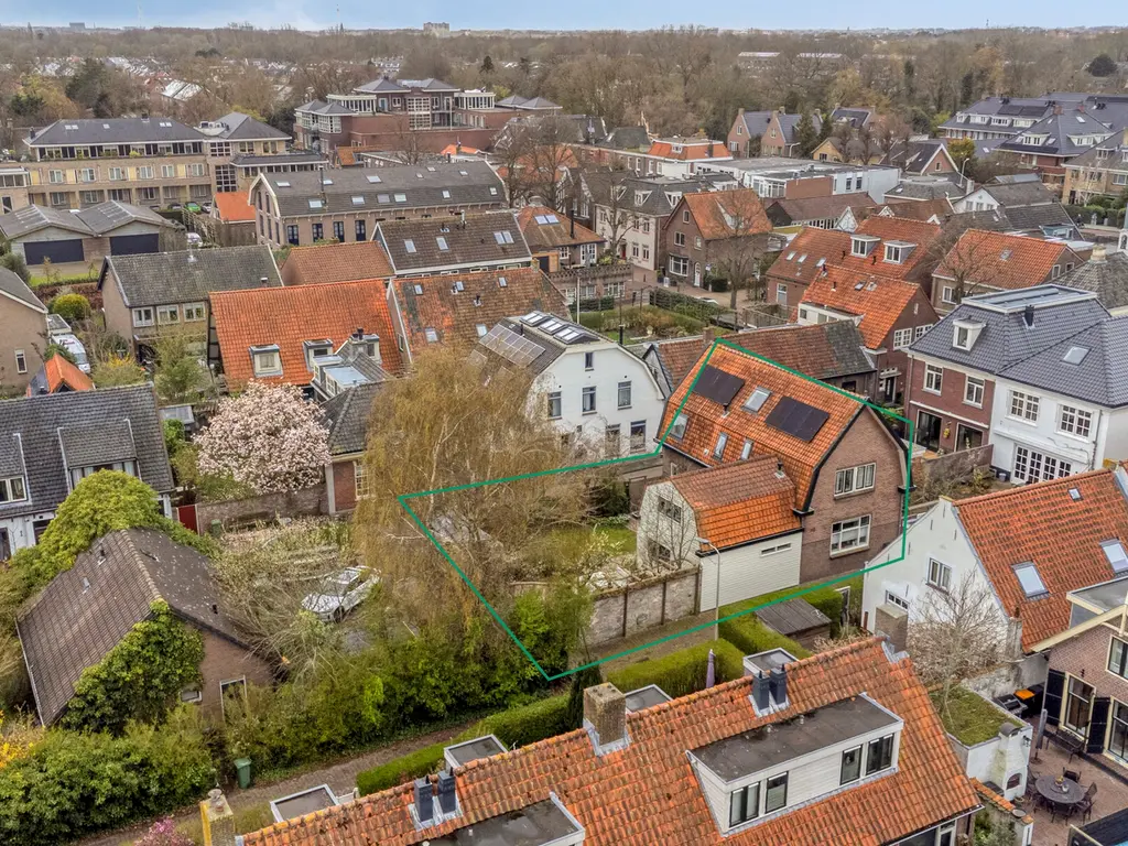 Straat Ter Leede 2, Warmond