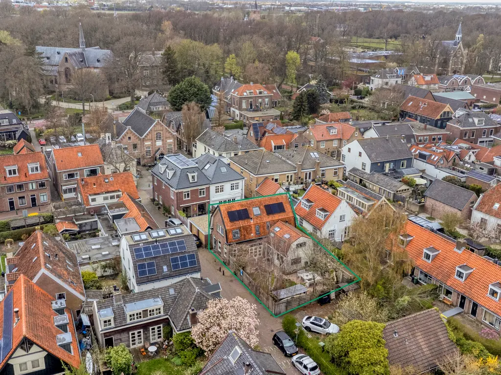 Straat Ter Leede 2, Warmond