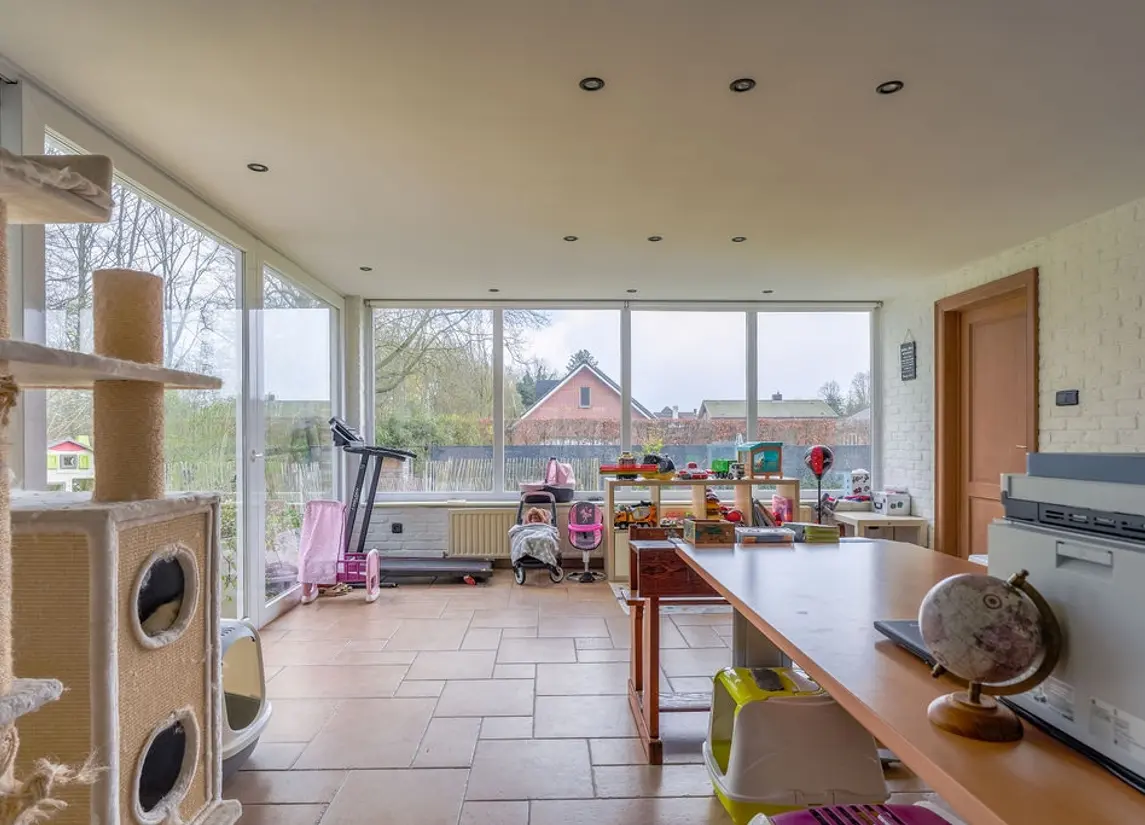 Steenweg op Ravels 305