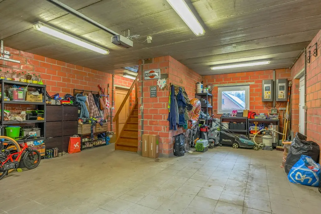 Steenweg op Ravels 305  
