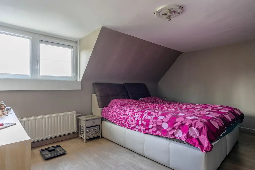 Steenweg op Ravels 305  