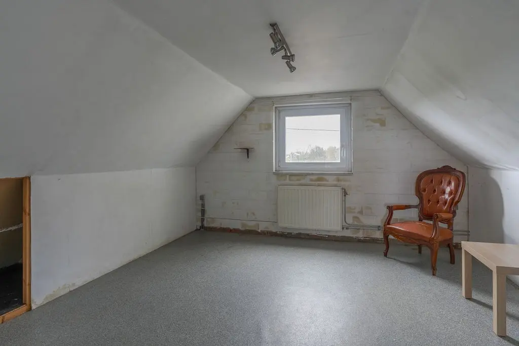 Steenweg op Ravels 305  