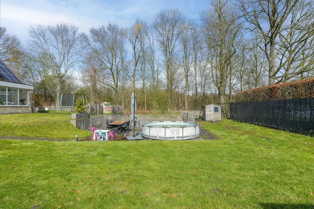Steenweg op Ravels 305  