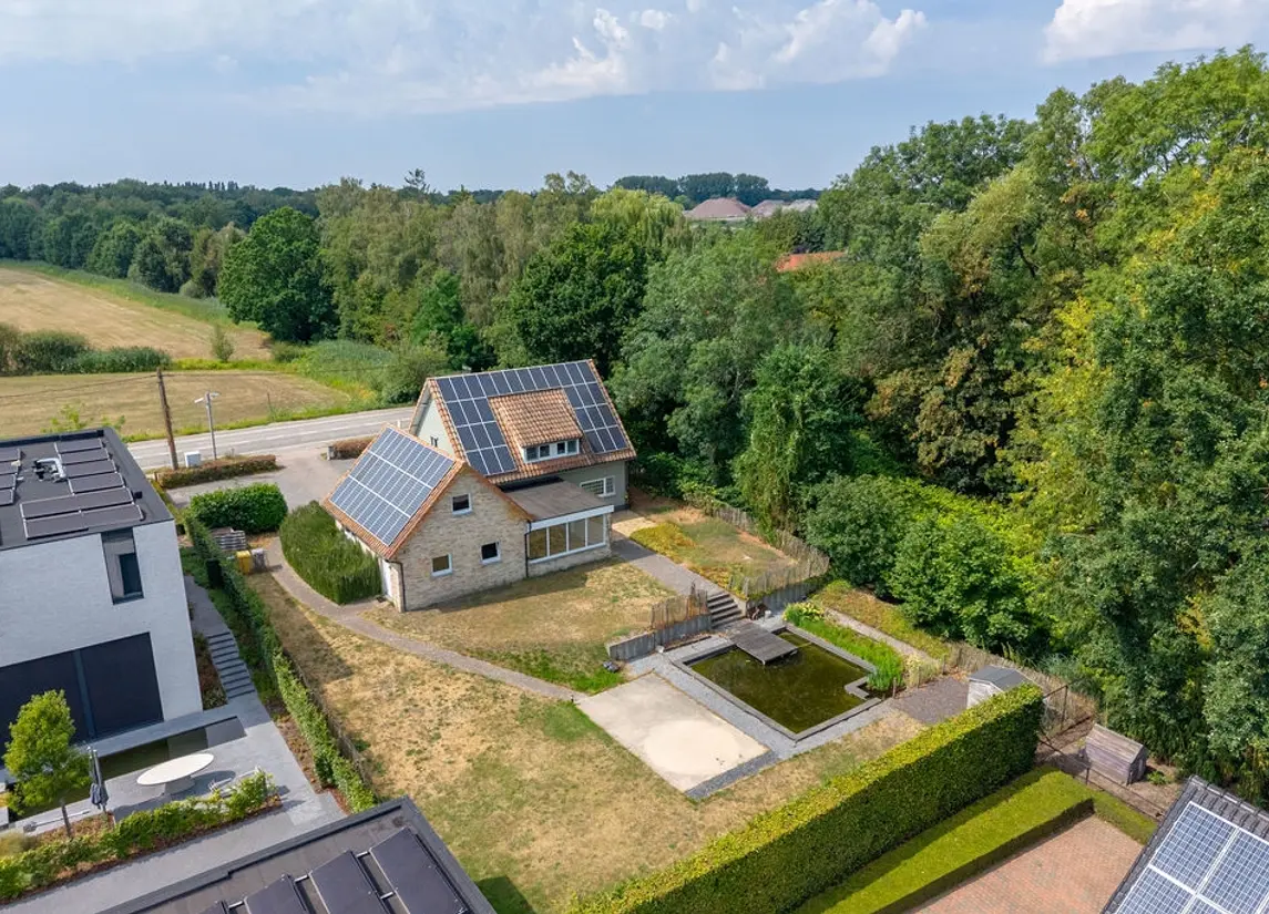 Steenweg op Ravels 305