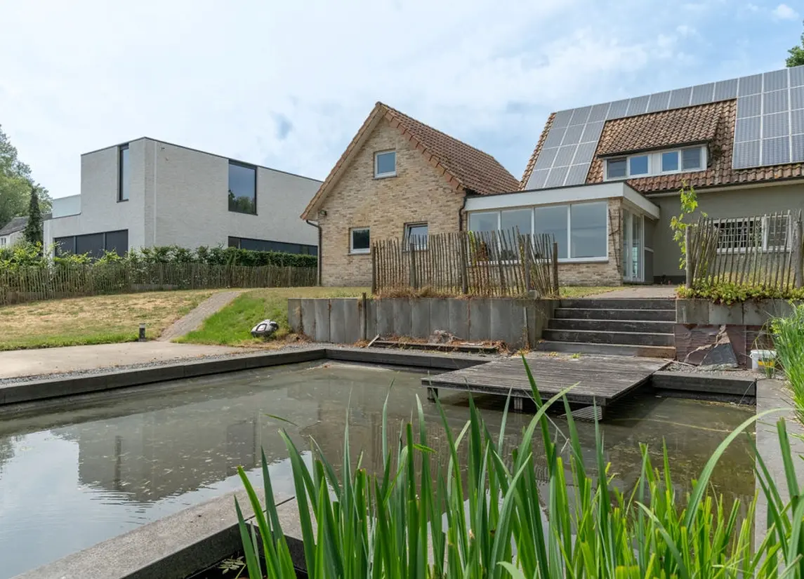 Steenweg op Ravels 305