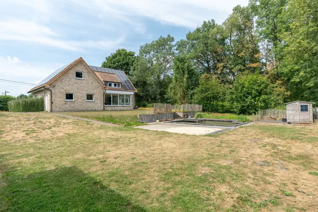 Steenweg op Ravels 305  