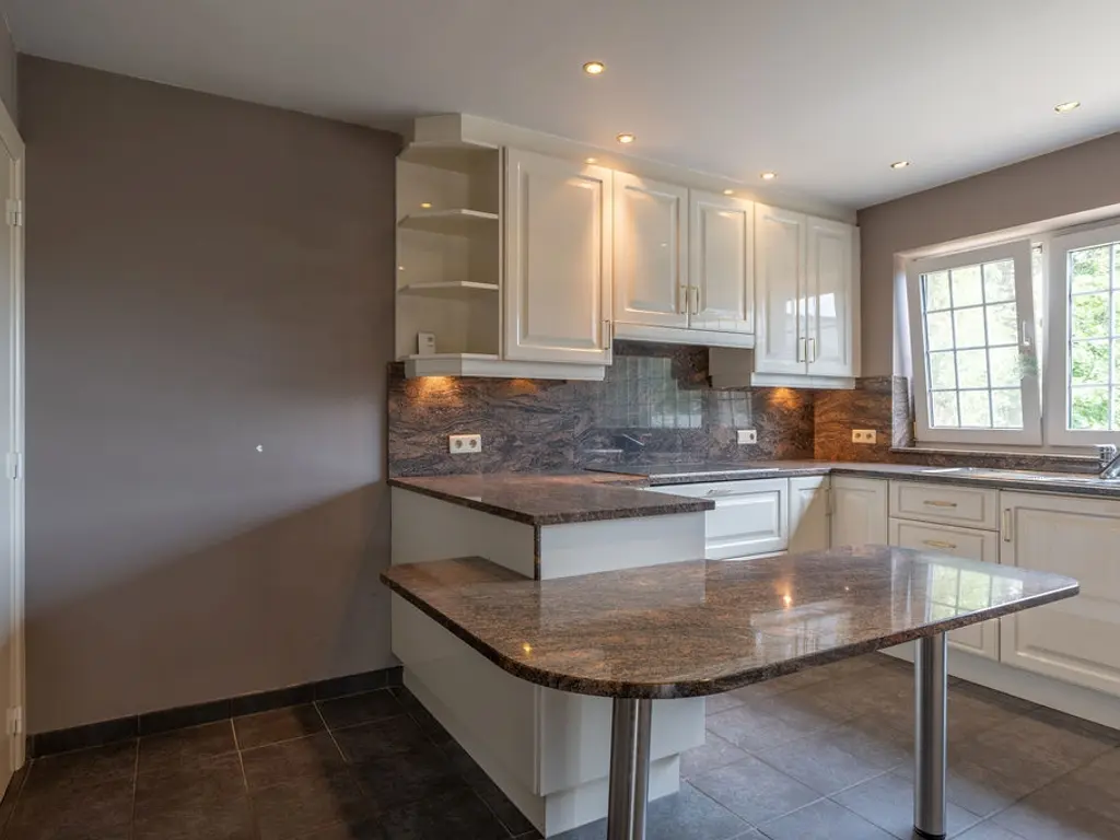 Steenweg op Ravels 305  , Oud-Turnhout