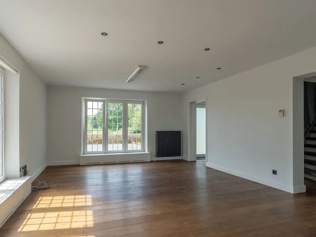 Steenweg op Ravels 305  , Oud-Turnhout