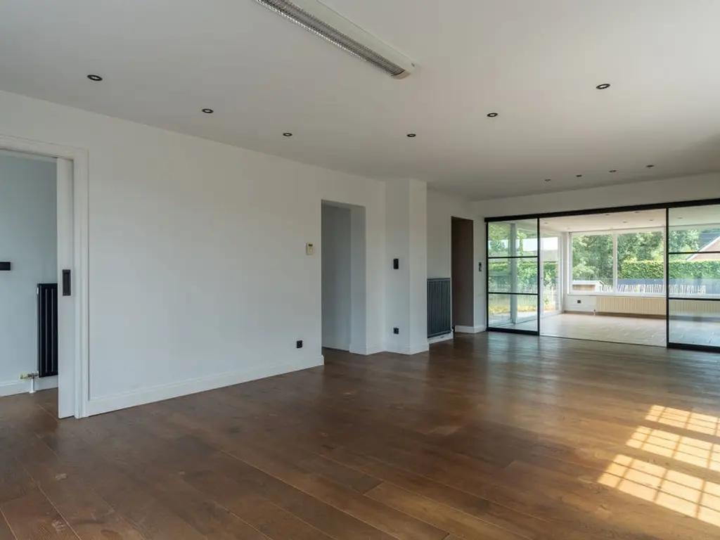 Steenweg op Ravels 305  , Oud-Turnhout