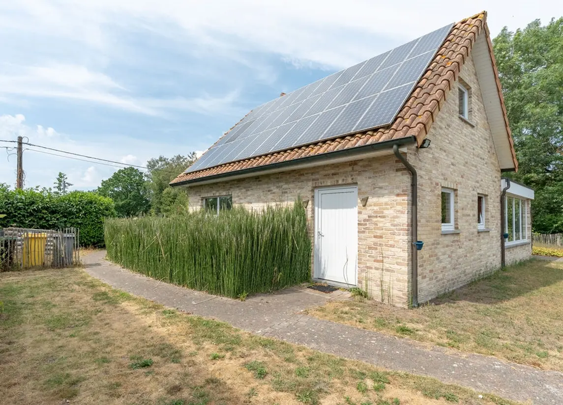 Steenweg op Ravels 305