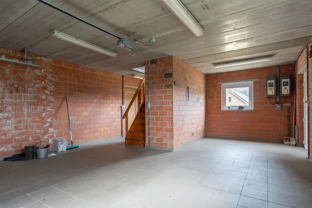 Steenweg op Ravels 305  