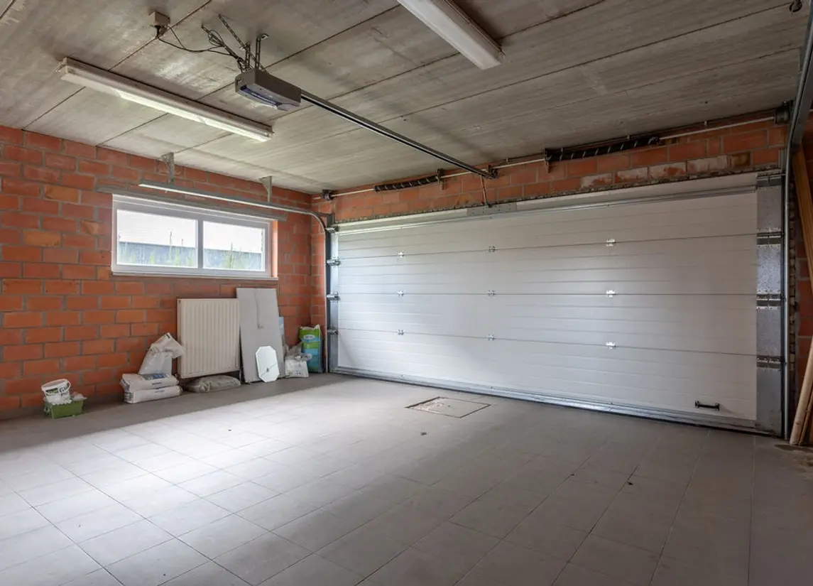 Steenweg op Ravels 305