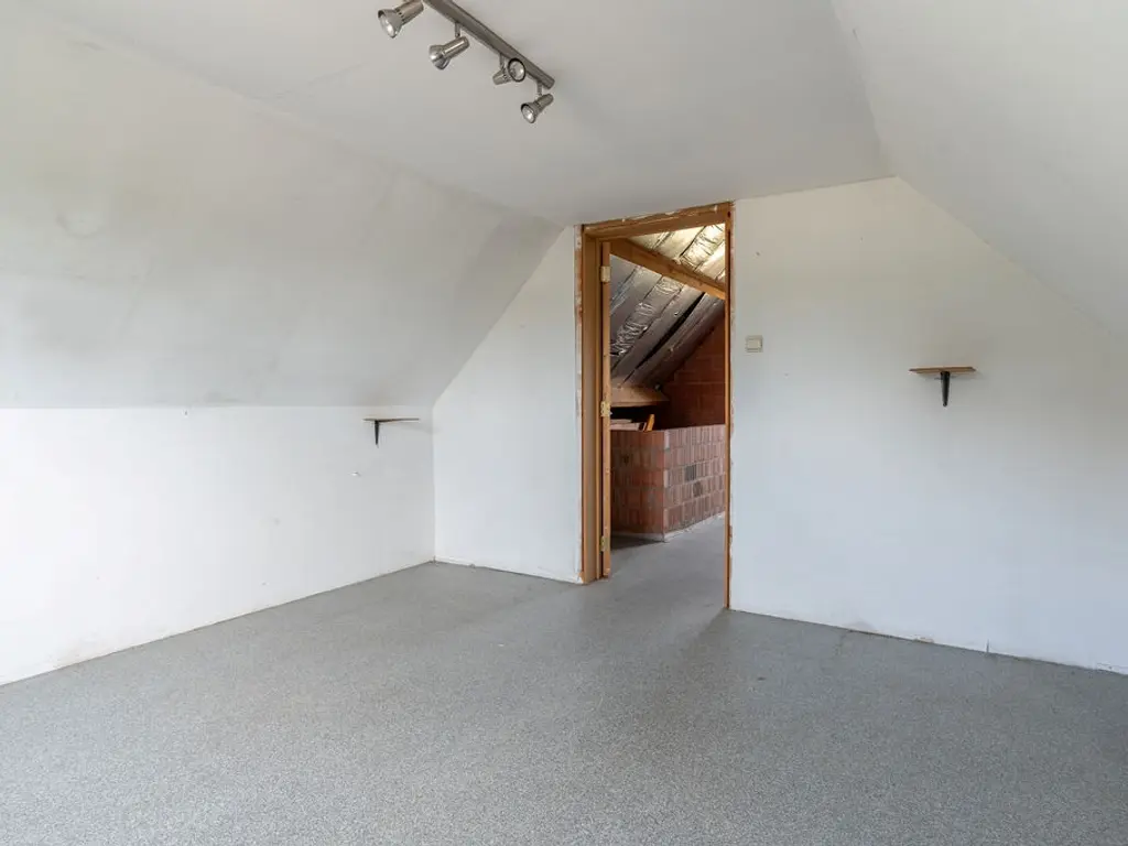 Steenweg op Ravels 305  , Oud-Turnhout