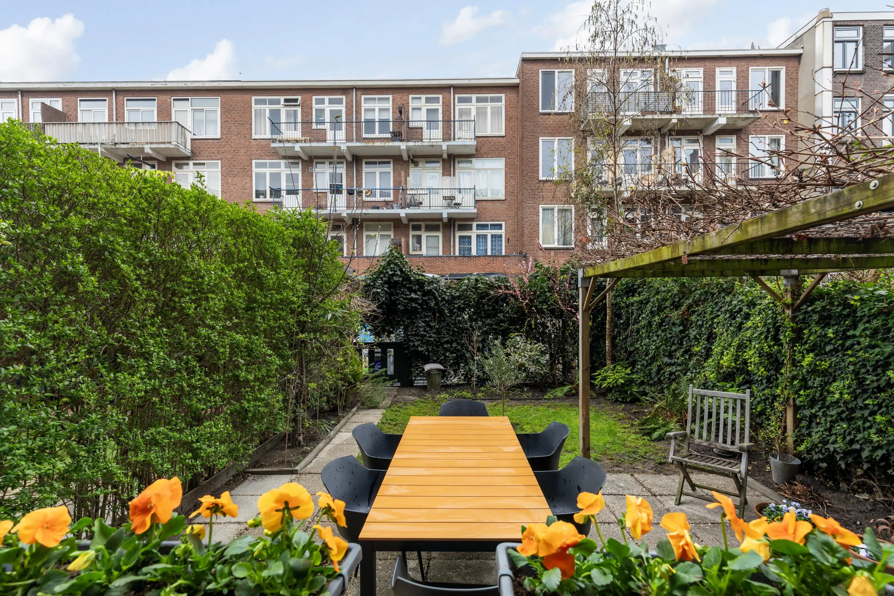 Roo-Valkstraat 18A