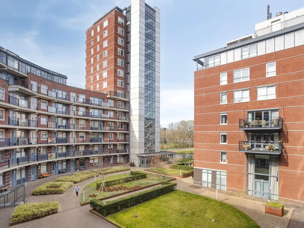 Ommedijk 40, Leiderdorp