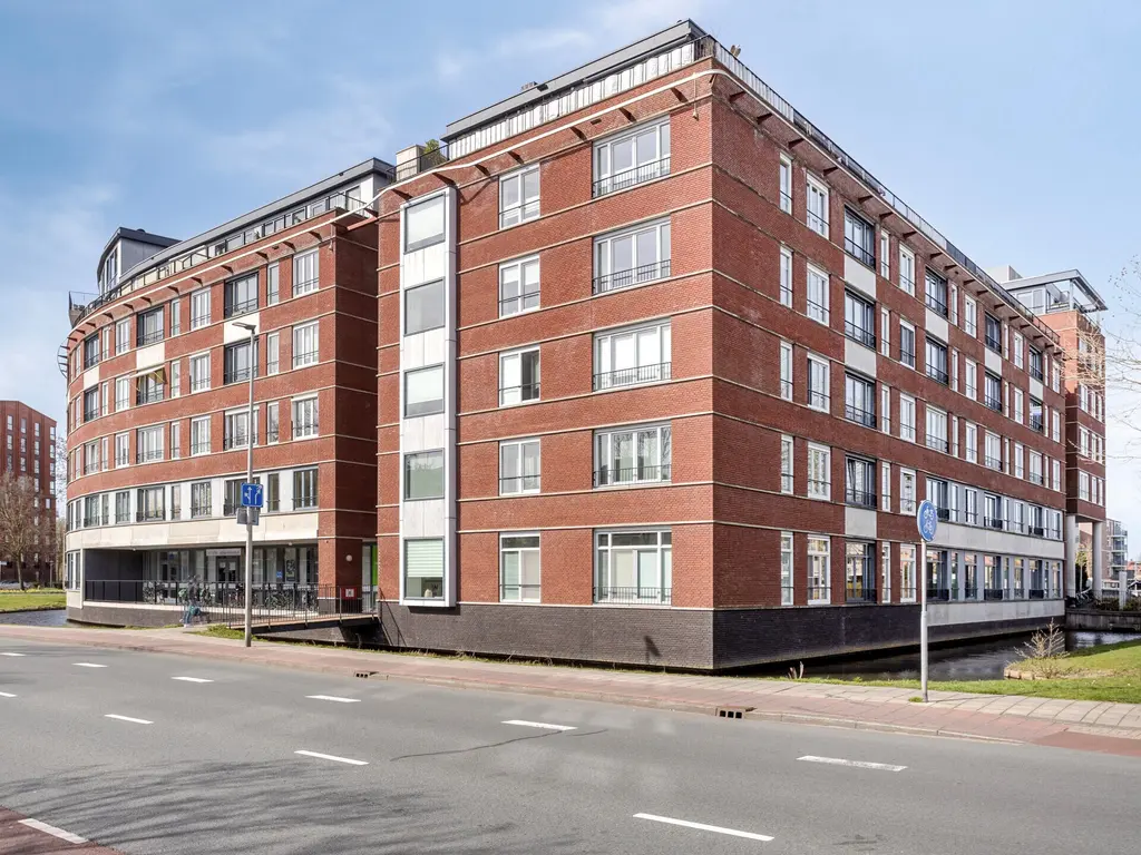 Ommedijk 40, Leiderdorp
