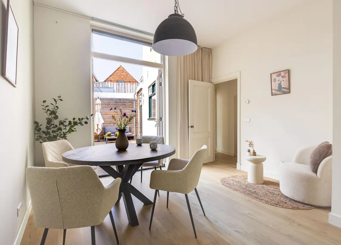 Veemarkt 29