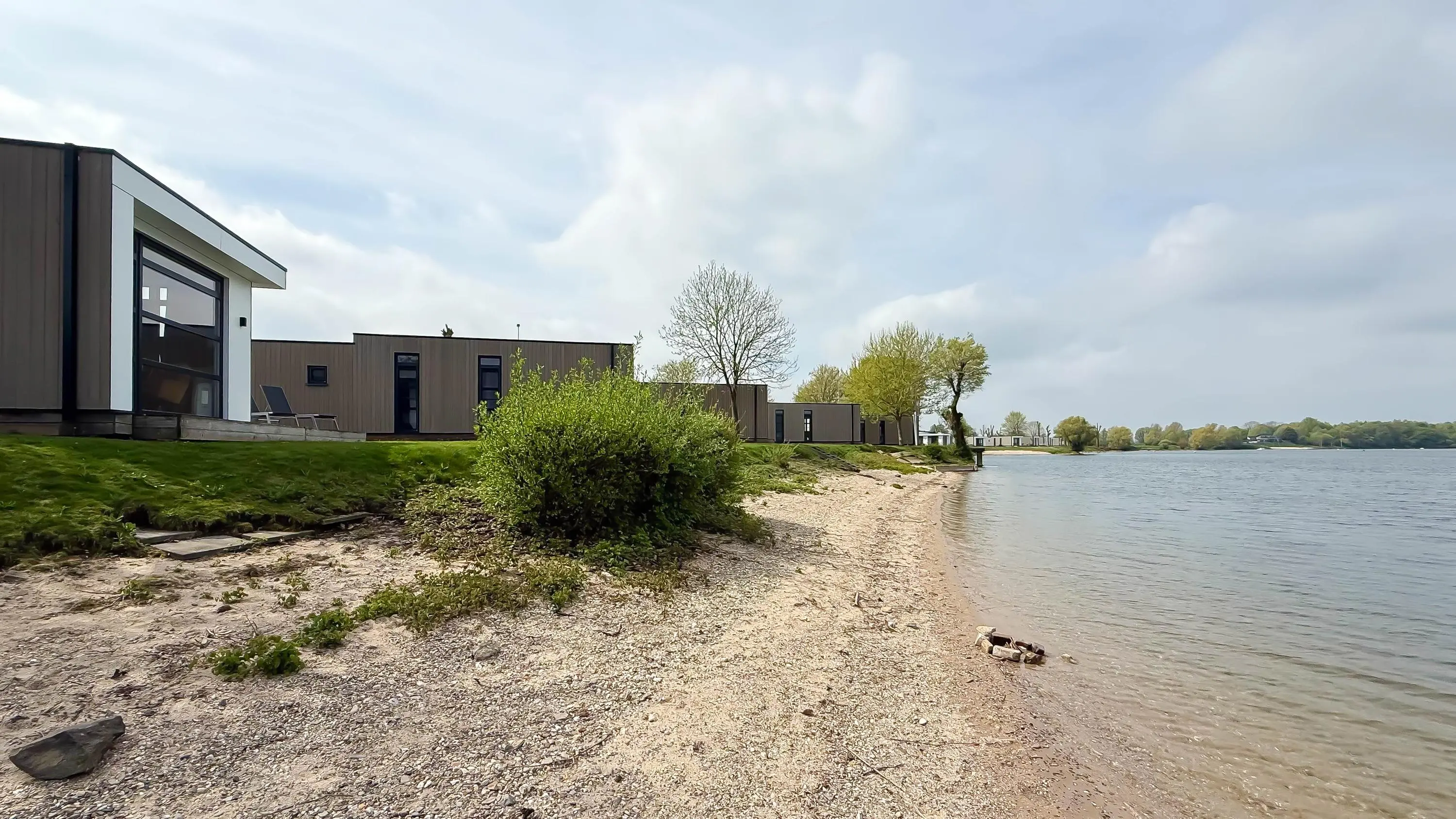 Rijnbandijk 36 84