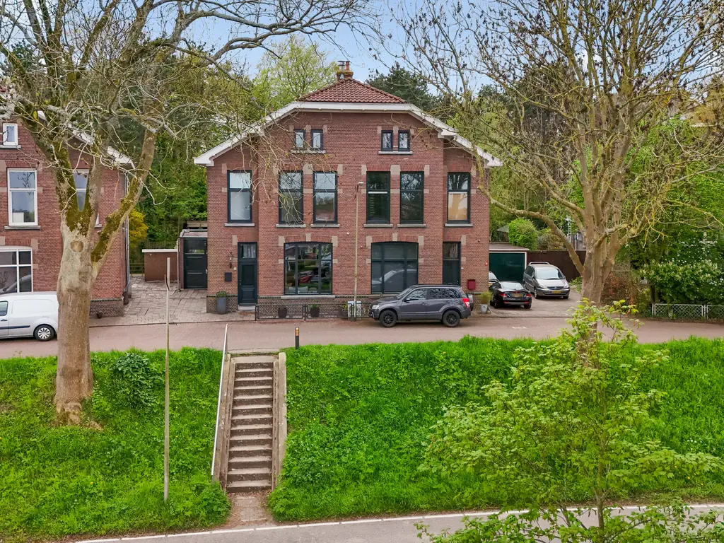 Albrandswaardsedijk 90, POORTUGAAL