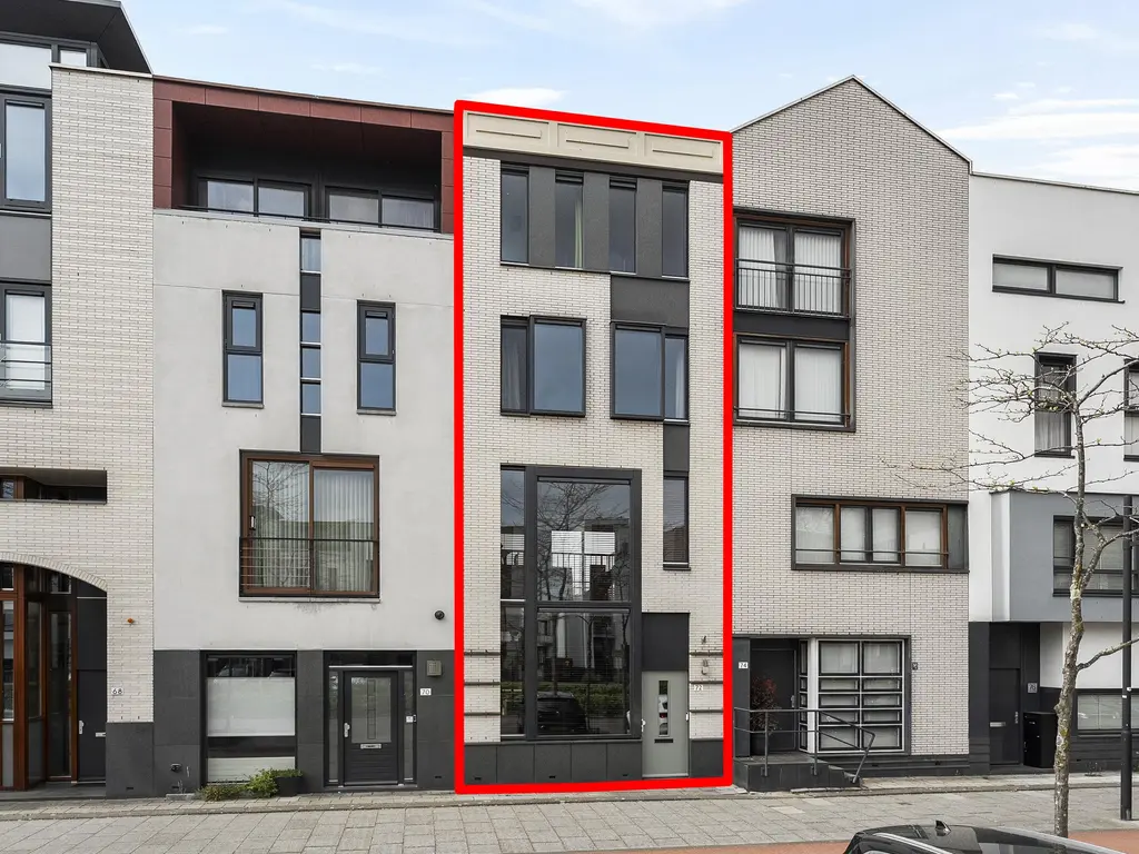 Avenue Carnisse 72, BARENDRECHT