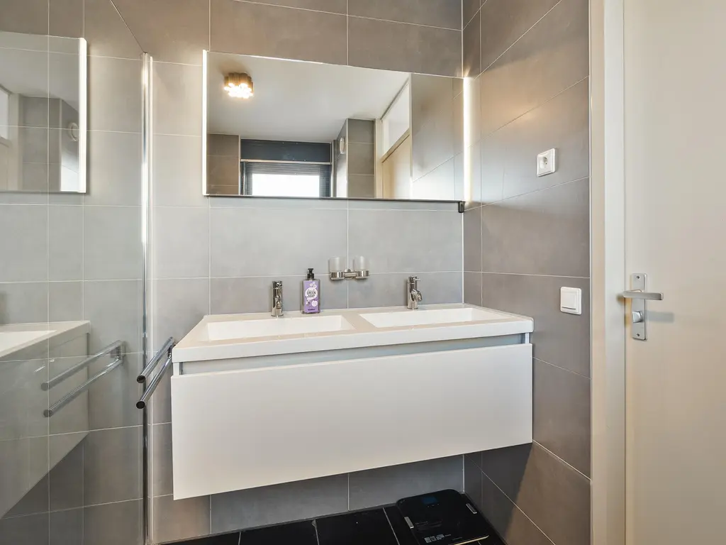 Avenue Carnisse 72, BARENDRECHT