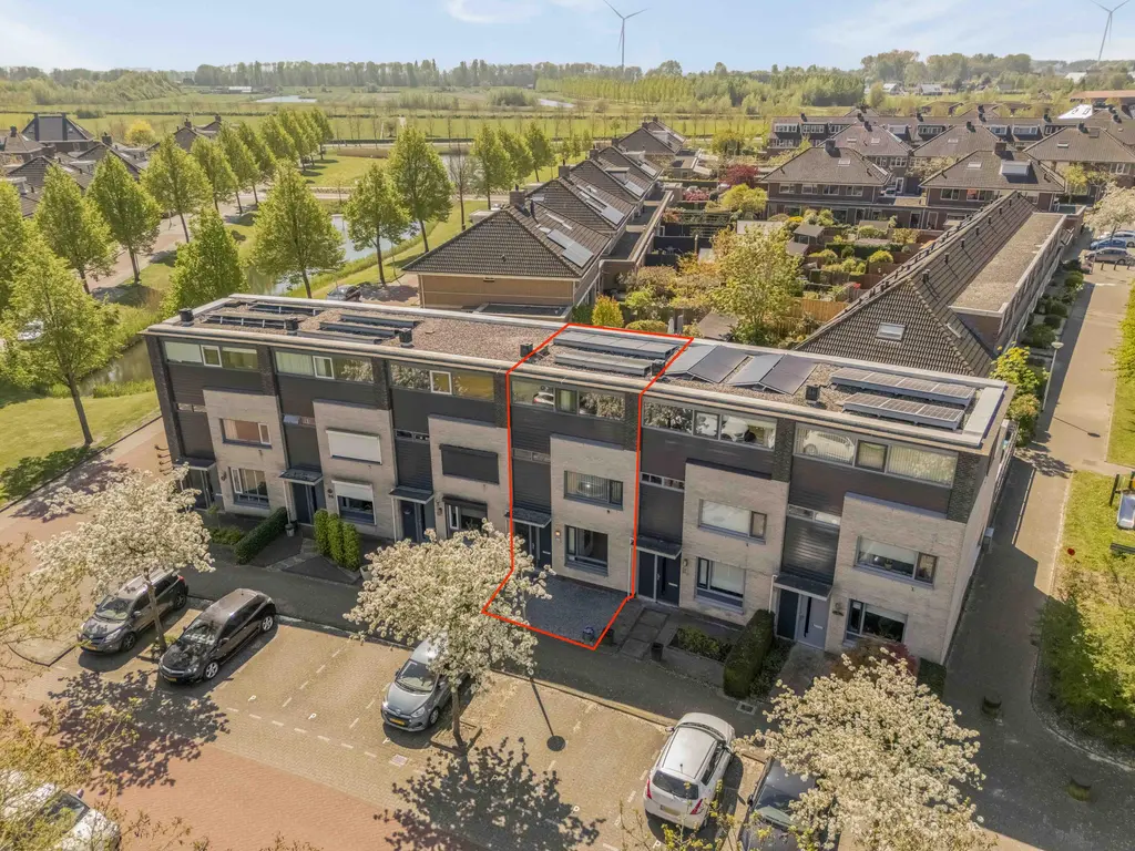 Sluisleede 43, BARENDRECHT
