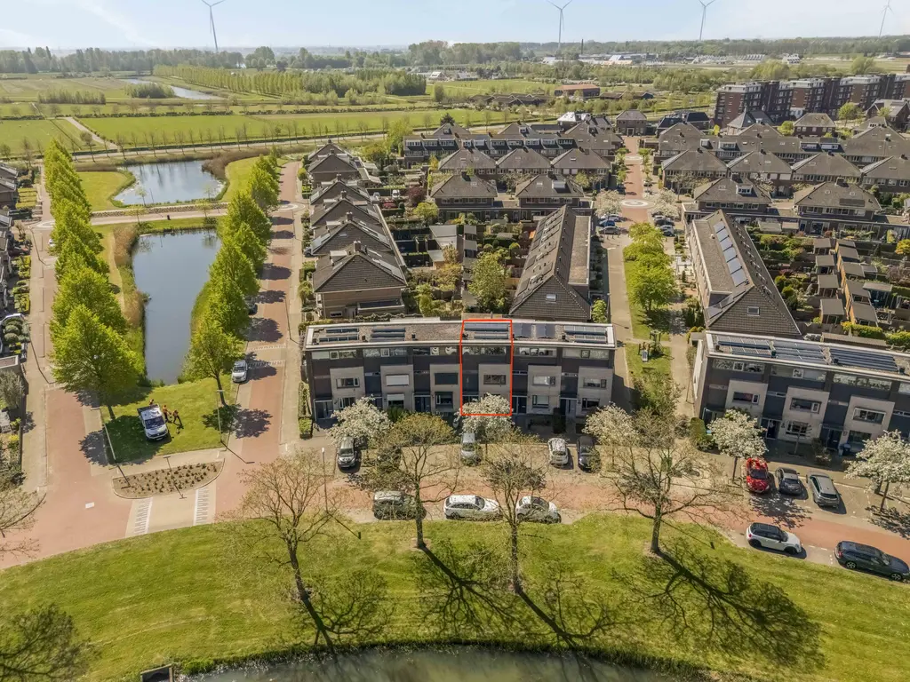 Sluisleede 43, BARENDRECHT